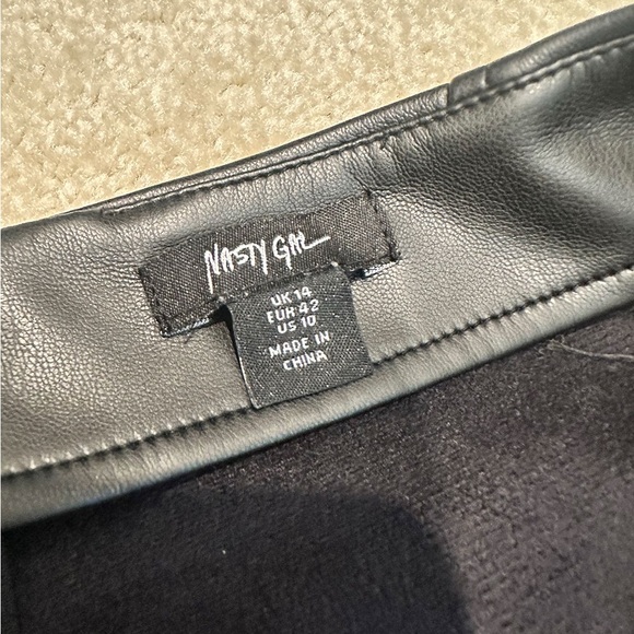 Nasty Gal Black Faux Leather Pencil Skirt - Picture 8 of 9